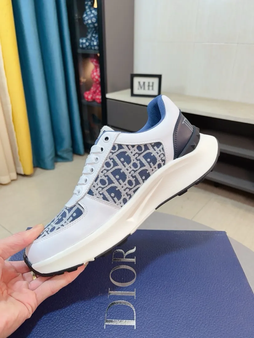 Men's men's shoes 💰438🌹🌹【Dior】Best-selling official website world premiere🔝High-end men's shoes brand official website latest series: The upper is made of imported cowhide with specially designed fabrics➕Mesh breathable lining. Make walking more convenient and comfortable! Compared with the official quality, Midea’s 1:1 replica. Create a fashionable personality to set off your uniqueness! A must-have for trendy men! Classic style. Men's sizes: 38-44.